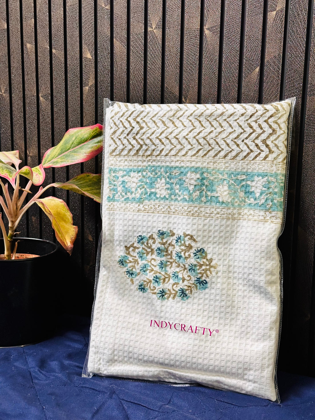 Hand Block Cotton Honeycomb Towel Set (1 Bath Towel 2 Hand Towels)