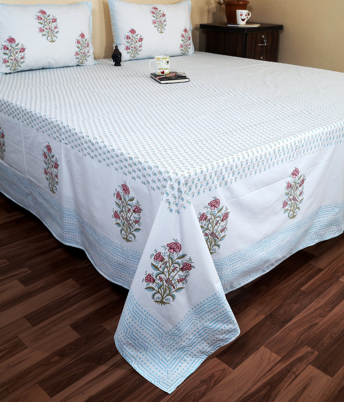 Hand Block Percale Cotton Premium Bedsheet 108x108 inch.