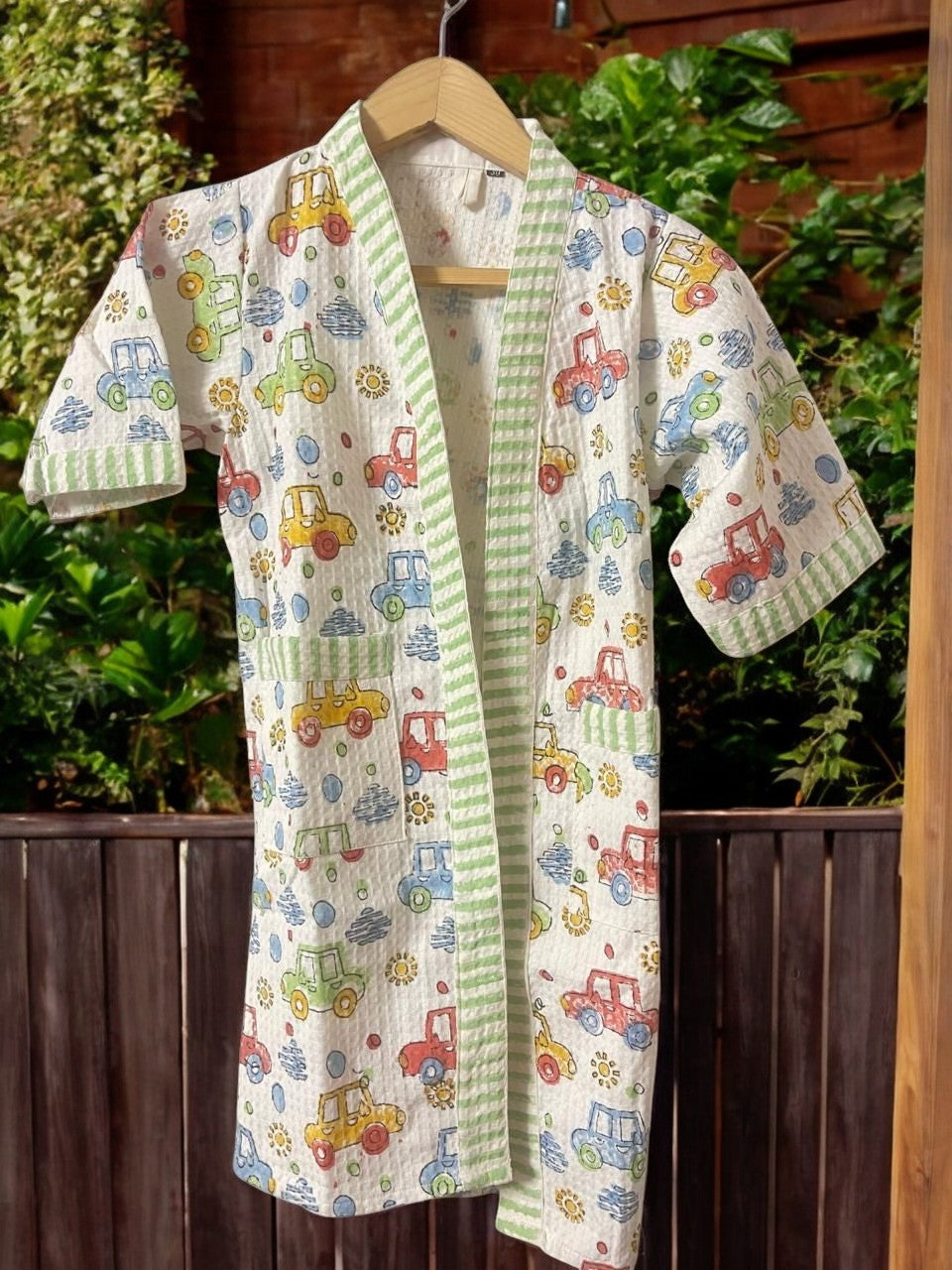 Hand Block Waffle Cotton Kids Bathrobe (Colorful Cars)