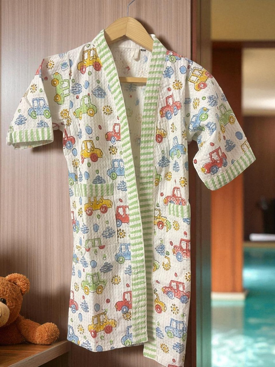 Hand Block Waffle Cotton Kids Bathrobe (Colorful Cars)