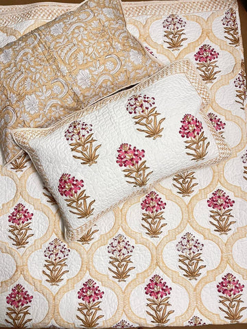 Hand Block Printed Quilted Bed Cover (Shades of pink)