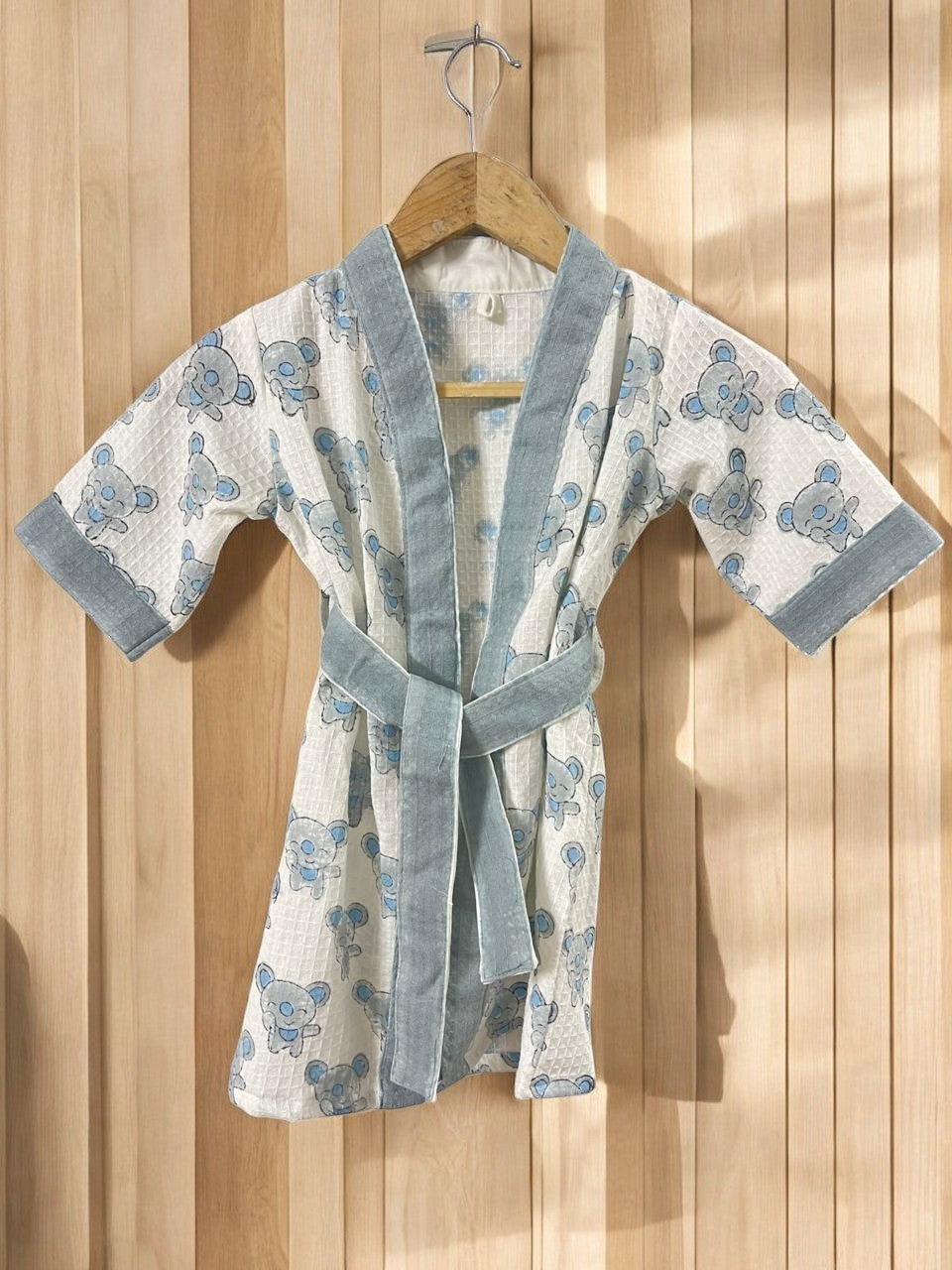 Hand Block Waffle Cotton Kids Bathrobe (Teddy Print)